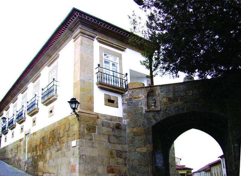 Montebelo Palacio Dos Melos Viseu Historic Hotel Exterior foto